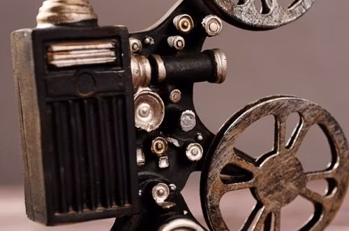 Vintage Resin Movie Film Projector Model Figurine Home Decor